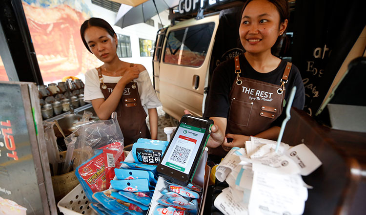 /2026/09/legal-gaps-limit-economic-role-for-cambodian-women-wb-says-52000-642776.htm